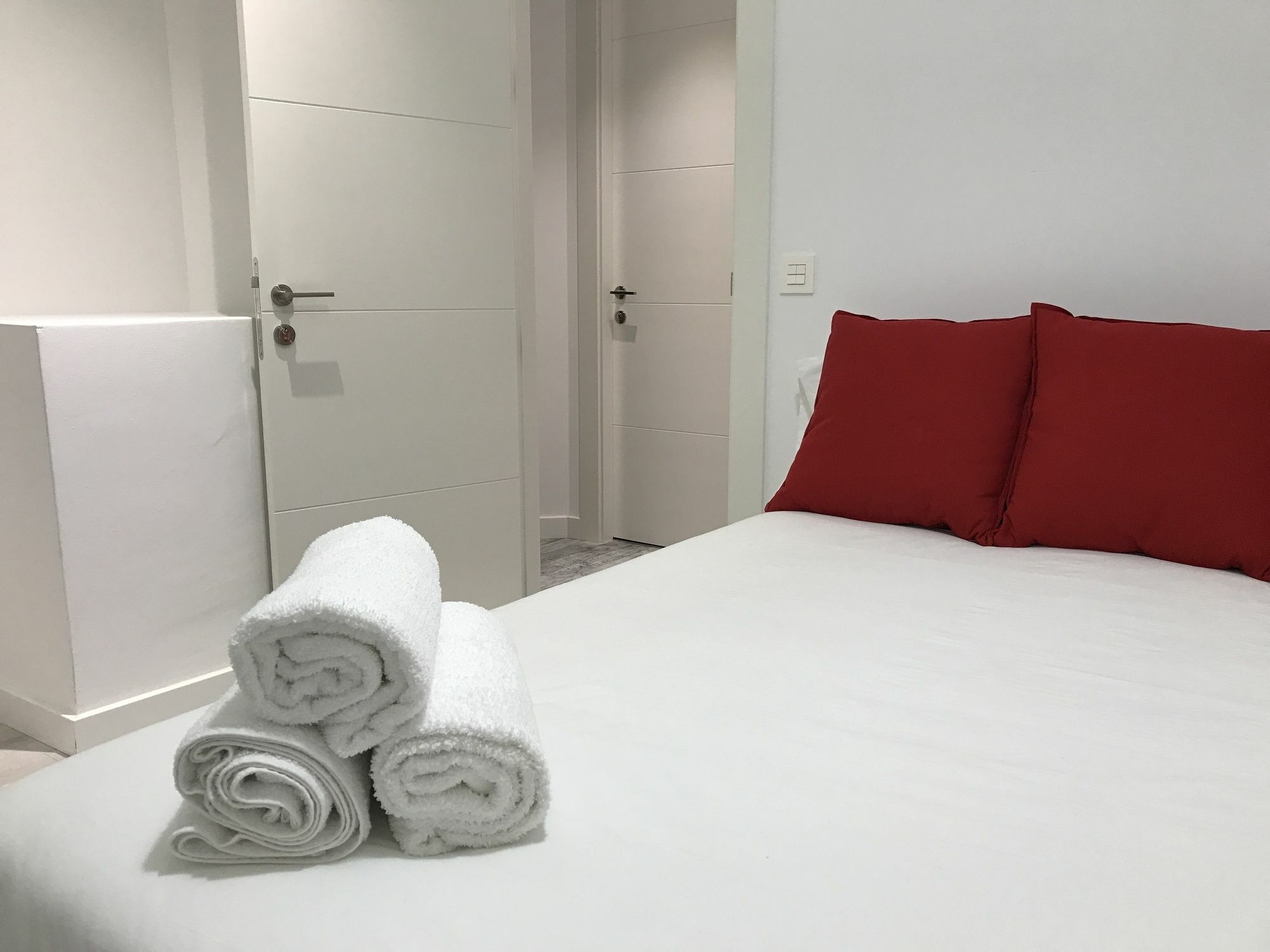 Smart-Tech Plaza Apartment Саламанка Экстерьер фото